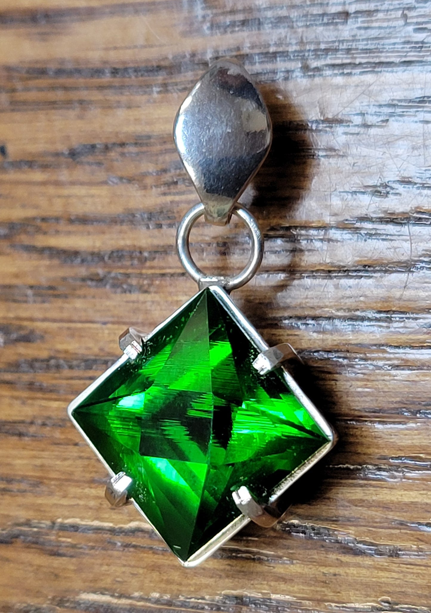 Kenya French Star Green Obsidian